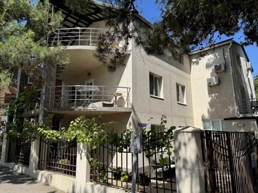 2-к кв. Краснодарский край, Геленджик Курзальная ул., 46 (50.0 м) - Фото 1