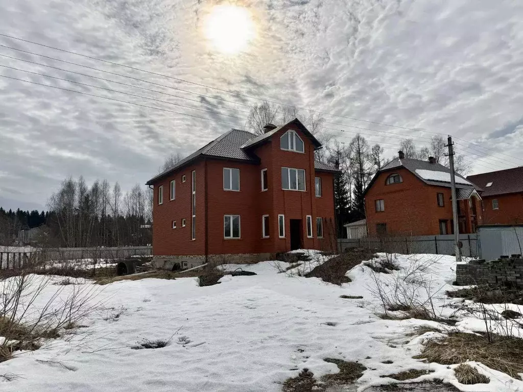 Дом, 317.7 м - Фото 1