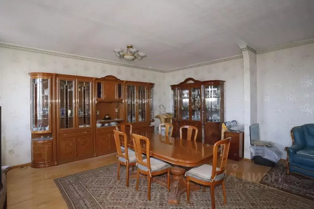 2-к кв. Иркутская область, Ангарск 89-й кв-л, 19 (93.6 м) - Фото 0