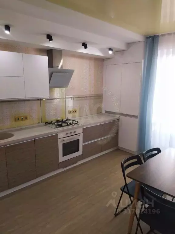 2-к кв. Курская область, Курск ул. Марата, 21 (65.7 м) - Фото 1