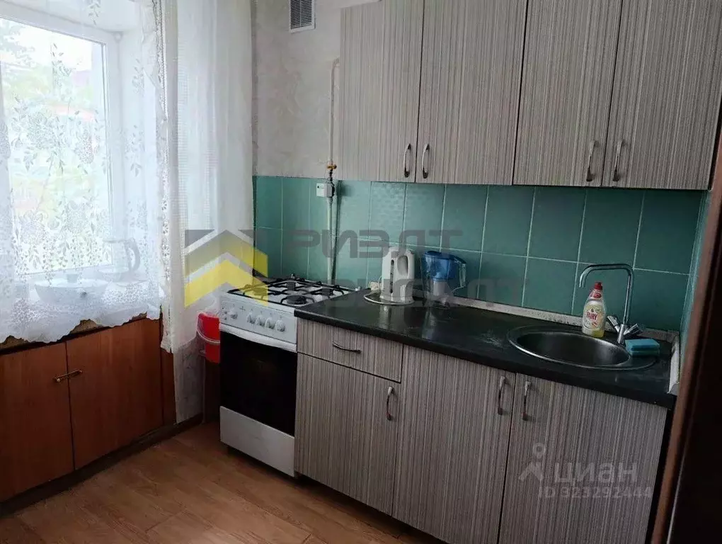 2-к кв. Омская область, Омск просп. Мира, 8а (44.6 м) - Фото 1