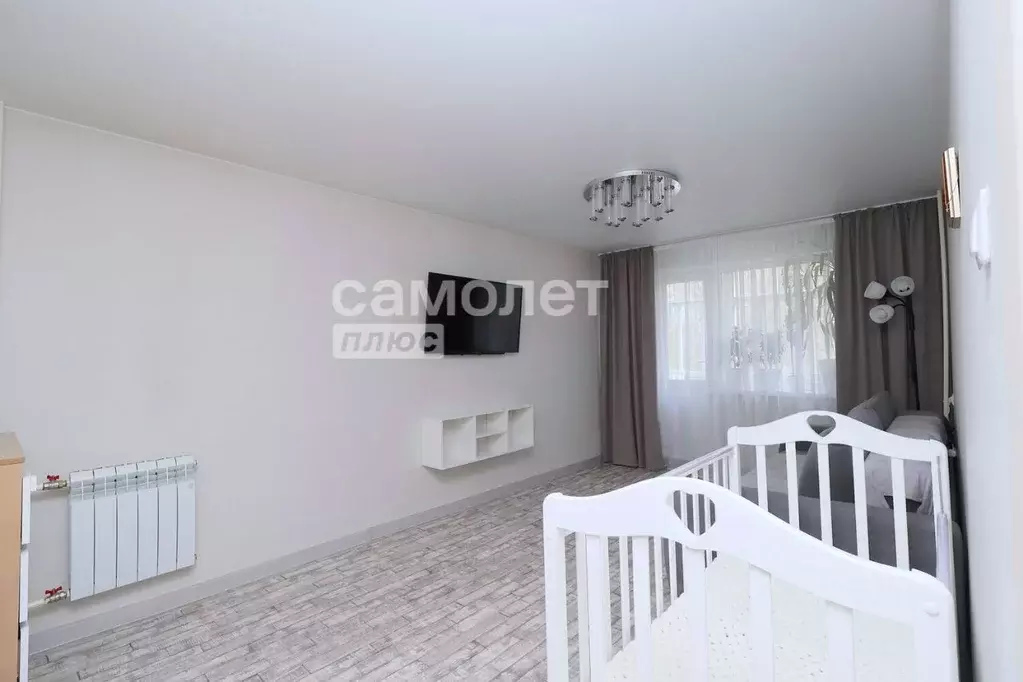 2-к кв. Кемеровская область, Кемерово просп. Ленина, 100 (44.1 м) - Фото 0