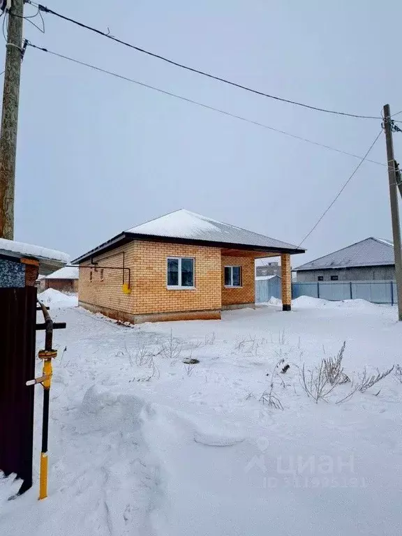 Дом в Оренбургская область, Оренбургский район, Южноуральский ... - Фото 0