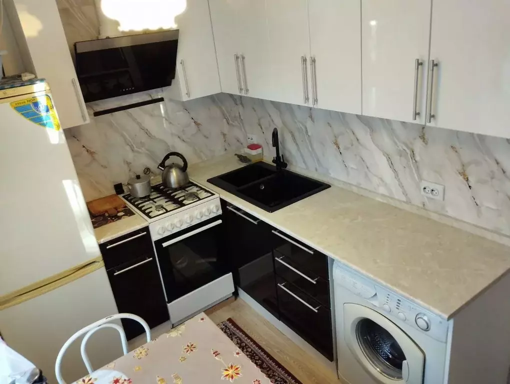 2-к кв. Владимирская область, Александров ул. Революции, 24 (44.0 м) - Фото 1