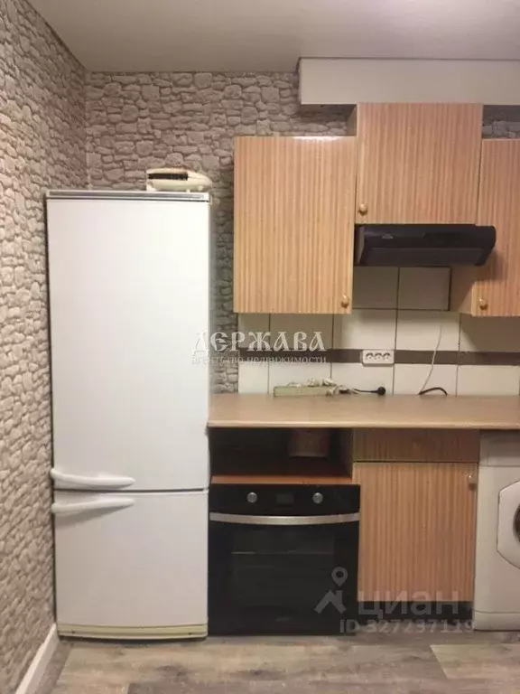 Комната Белгородская область, Старый Оскол ул. Калинина, 1/4 (15.0 м) - Фото 1