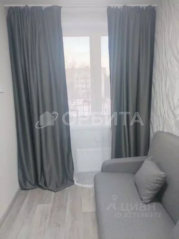 Студия Тюменская область, Тюмень Новгородская ул., 9А (24.0 м) - Фото 1