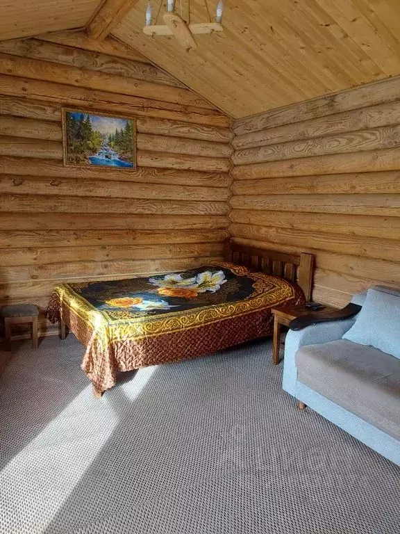Дом в Карачаево-Черкесия, Зеленчукский район, с. Архыз ул. Ленина, ... - Фото 0