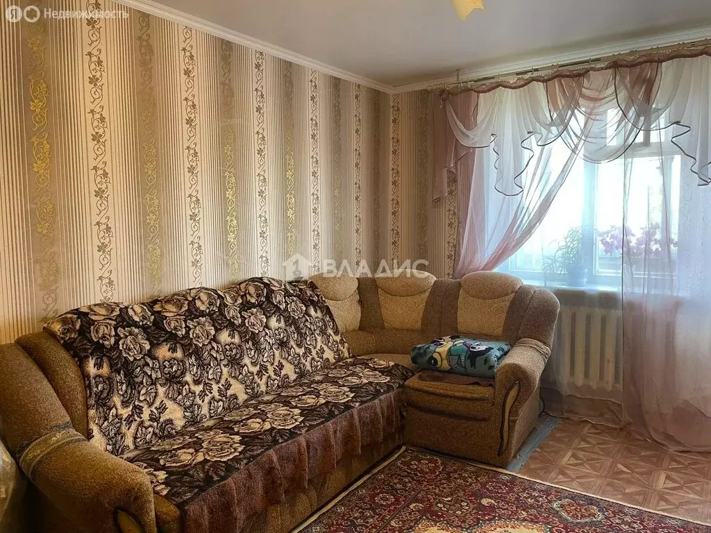 3-комнатная квартира: Богословка, Советская улица, 6 (62.1 м) - Фото 0