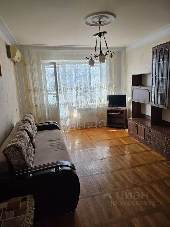 2-к кв. Адыгея, Майкоп ул. 12 Марта, 144К2 (52.8 м) - Фото 1