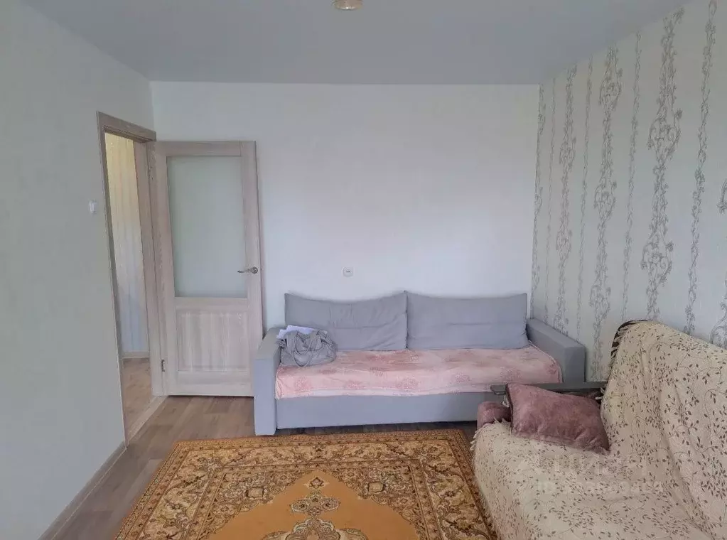 2-к кв. Псковская область, Невель Октябрьская ул., 2 (53.5 м) - Фото 2