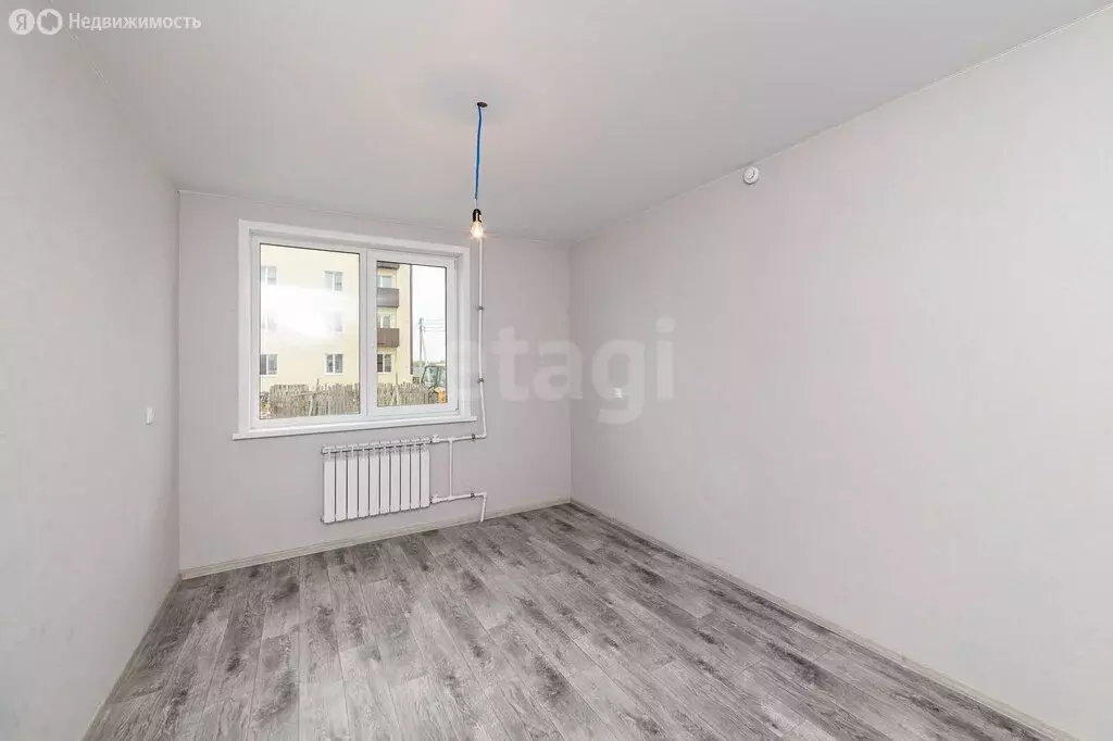 2-комнатная квартира: Курган, улица Броневик, 2/1 (51.1 м) - Фото 1