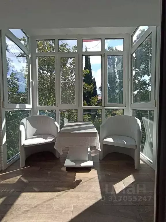 2-к кв. Краснодарский край, Сочи ул. Гагарина, 4 (47.0 м) - Фото 0