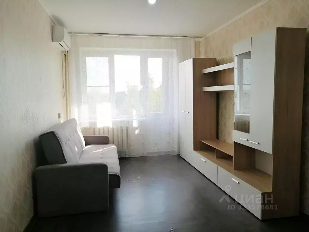 1-к кв. Краснодарский край, Краснодар Школьный мкр, ул. Школьная, 11 ... - Фото 0