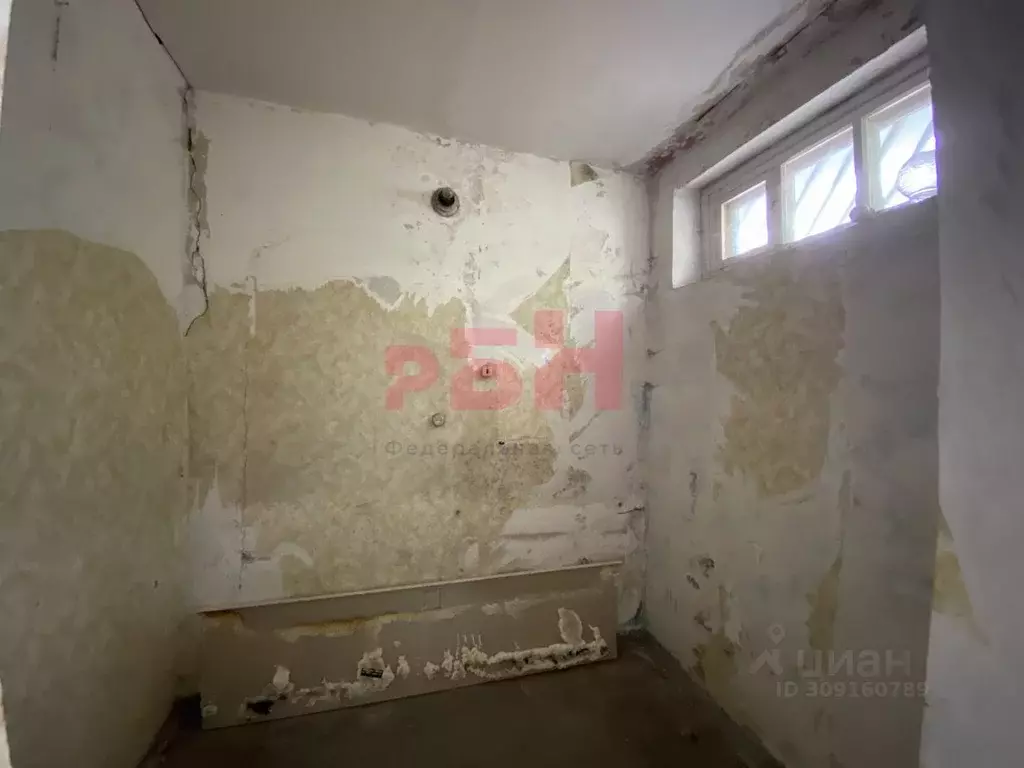 Офис в Курганская область, Курган ул. МАКСИМА ГОРЬКОГО, 63 (14 м) - Фото 1