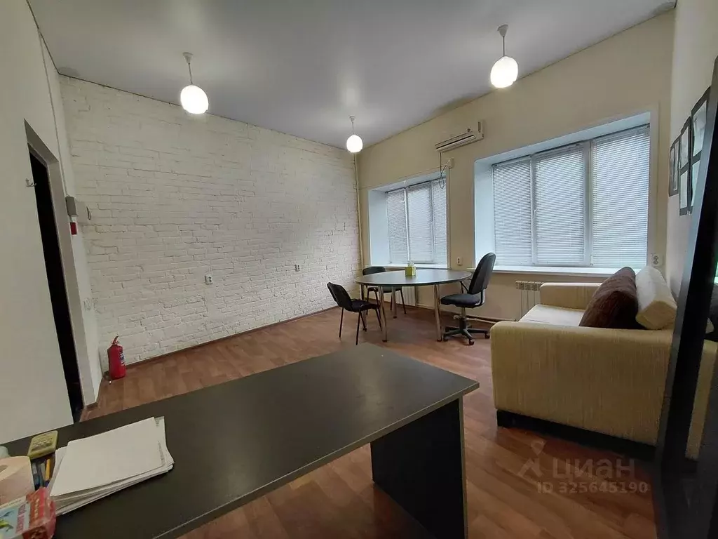 Офис в Астраханская область, Астрахань Адмиралтейская ул., 43/10 (22 ... - Фото 2