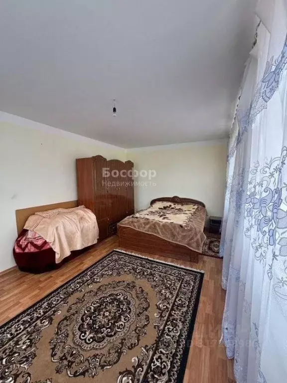 Дом в Крым, Феодосия городской округ, с. Ближнее ул. Речная (250 м) - Фото 1
