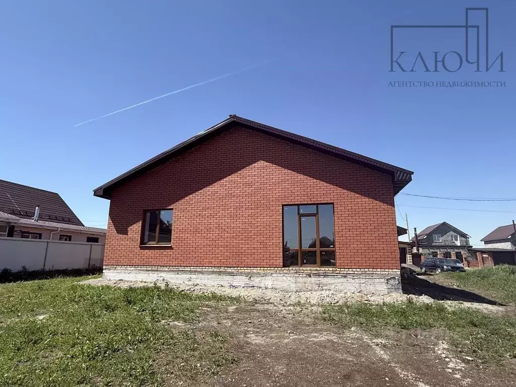 Дом в Челябинская область, Магнитогорск ул. Благодатная, 133 (170 м) - Фото 1