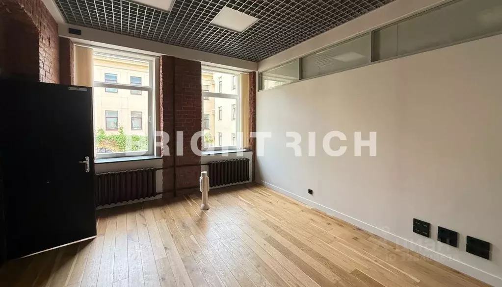 Офис в Санкт-Петербург ул. Якубовича, 24 (302 м) - Фото 1