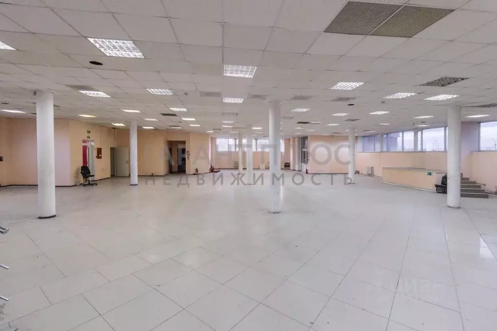 Помещение свободного назначения в Липецкая область, Липецк пл. Победы, ... - Фото 1