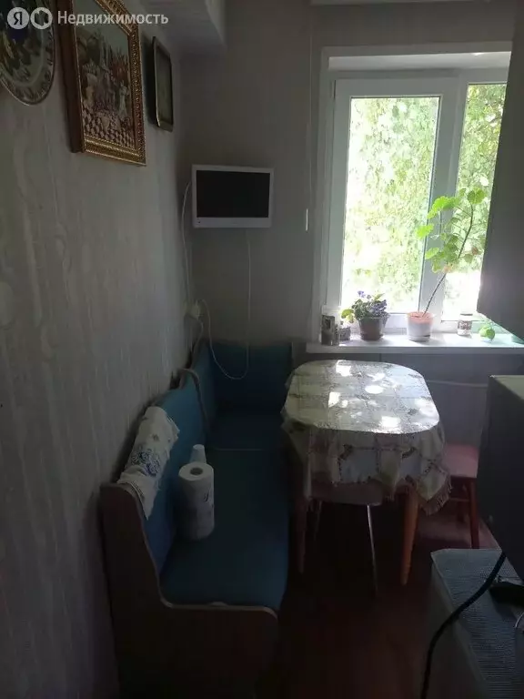 2-комнатная квартира: Новомосковск, Школьная улица, 19 (48 м) - Фото 0