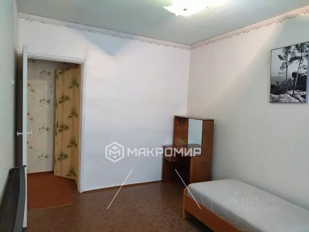 2-к кв. Пермский край, Губаха Парковая ул., 12А (50.5 м) - Фото 1