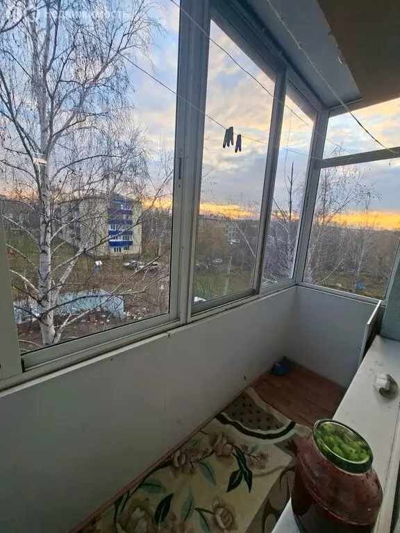 2-комнатная квартира: Кумертау, улица Дзержинского, 4 (40.4 м) - Фото 0