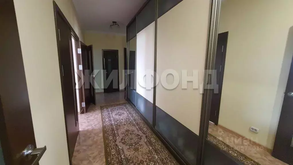 3-к кв. Хакасия, Абакан Аскизская ул., 152В (92.5 м) - Фото 1