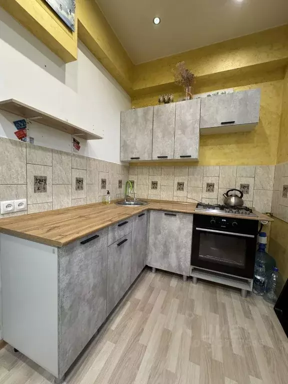 3-к кв. Пермский край, Березники ул. Челюскинцев, 10 (53.0 м) - Фото 1