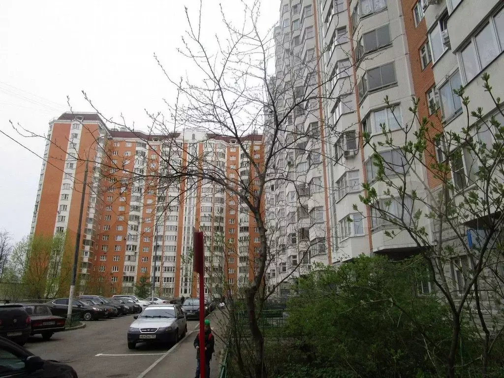 1-к. квартира, 39 м, 2/17 эт. - Фото 1