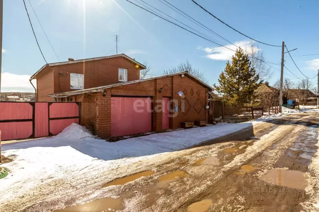 Дом в Свердловская область, Екатеринбург муниципальное образование, с. ... - Фото 1