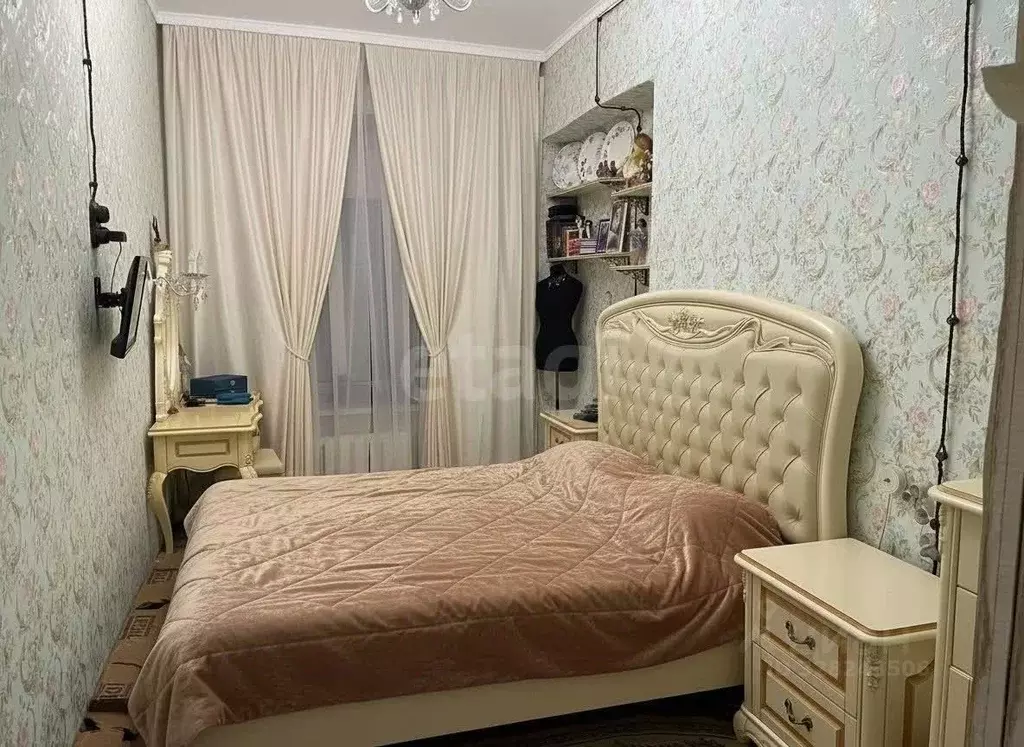 3-к кв. Санкт-Петербург просп. Средний Васильевского острова, 33 (81.2 ... - Фото 1