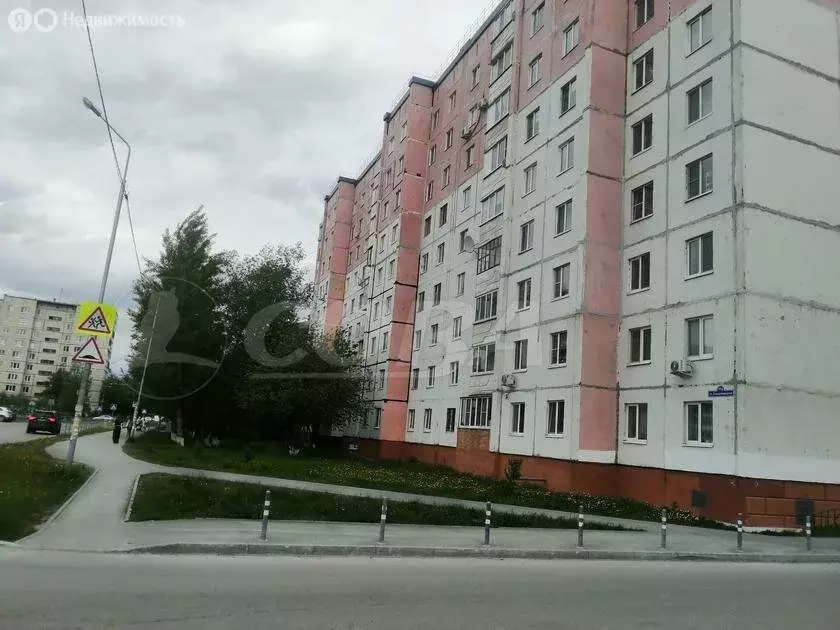 4-комнатная квартира: Тюмень, Ставропольская улица, 11А (74 м) - Фото 1