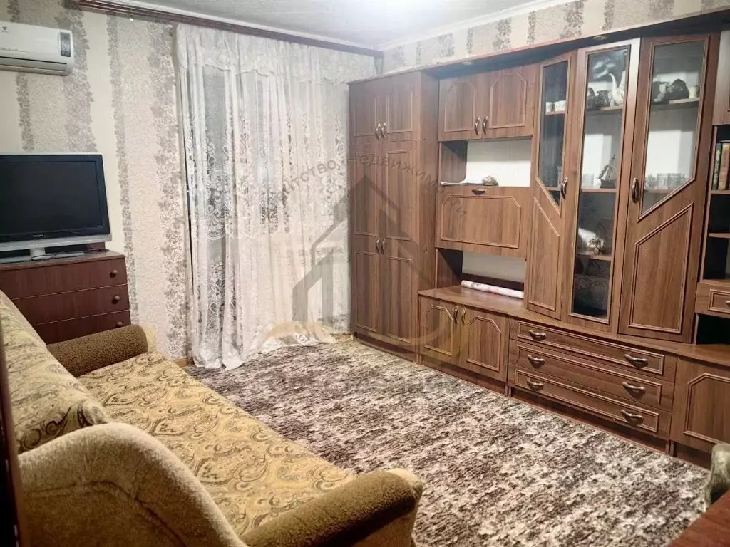 1-к кв. Белгородская область, Губкин ул. Дзержинского, 115 (39.0 м) - Фото 1