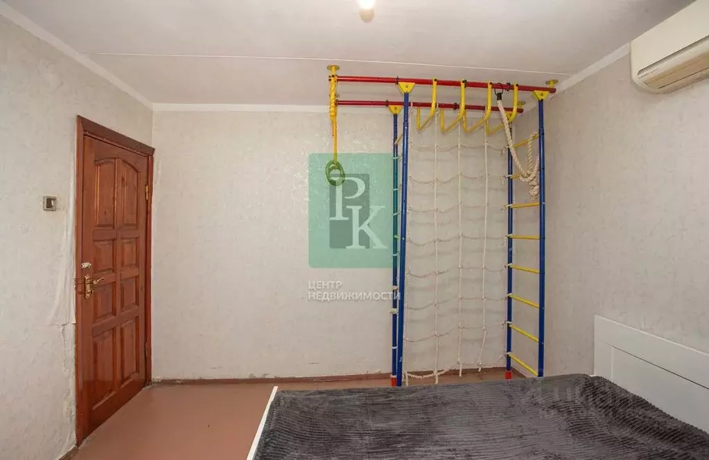 3-к кв. Севастополь просп. Октябрьской Революции, 32 (73.6 м) - Фото 1