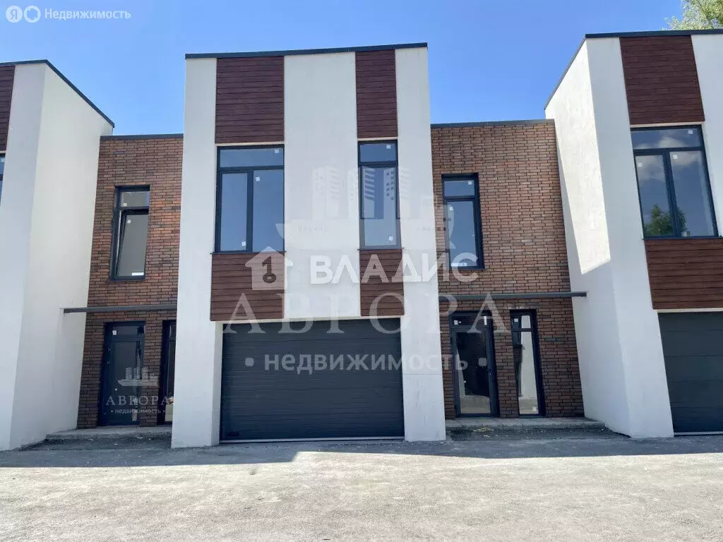 Дом в Магнитогорск, улица Тимирязева (150 м) - Фото 1