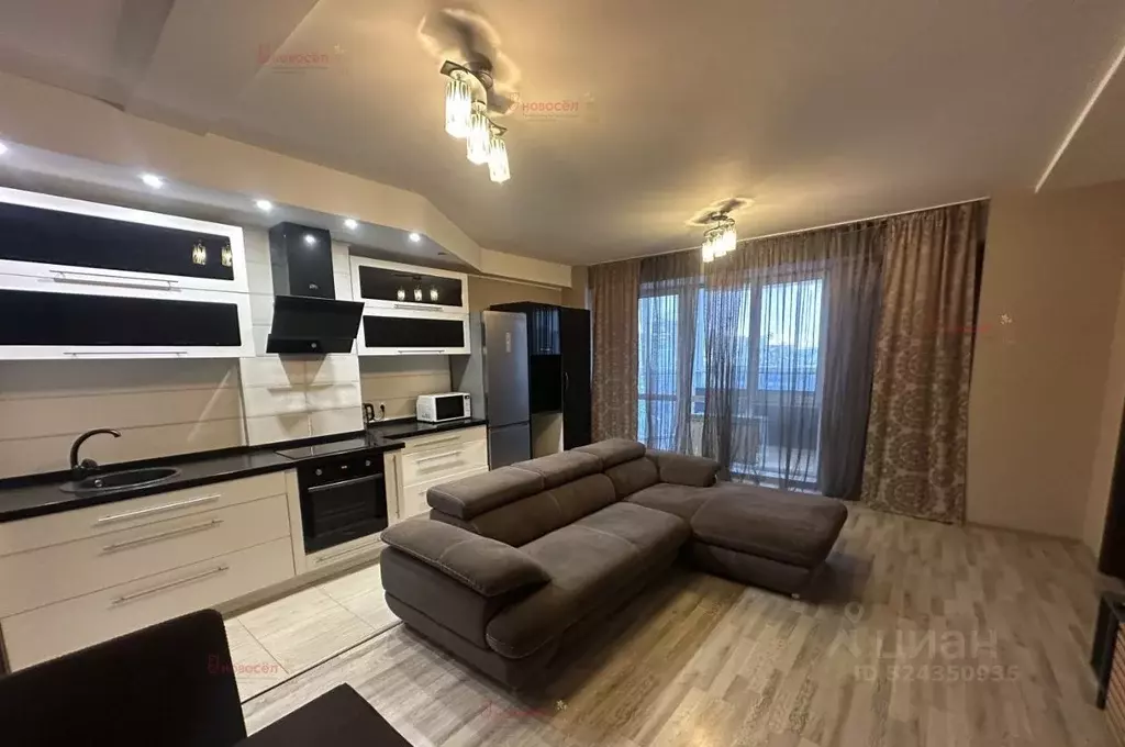 1-к кв. Свердловская область, Екатеринбург ул. Московская, 66 (72.1 м) - Фото 1