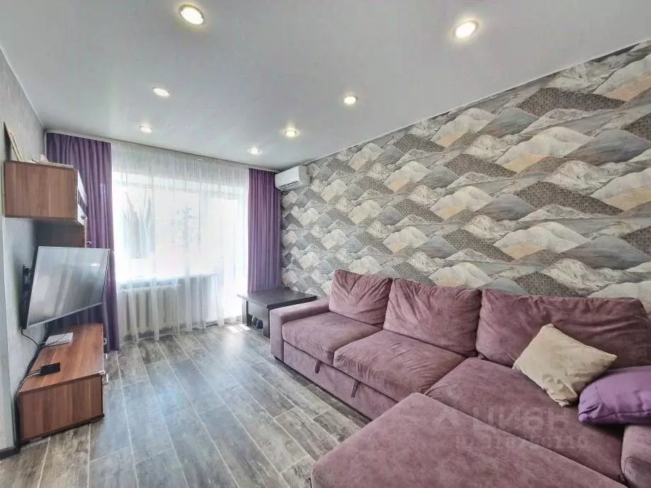 2-к кв. Пермский край, Березники ул. Свердлова, 69 (42.4 м) - Фото 0