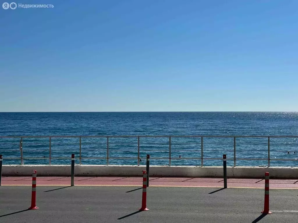 2-комнатная квартира: Алушта, Набережная улица, 18 (85.9 м) - Фото 2