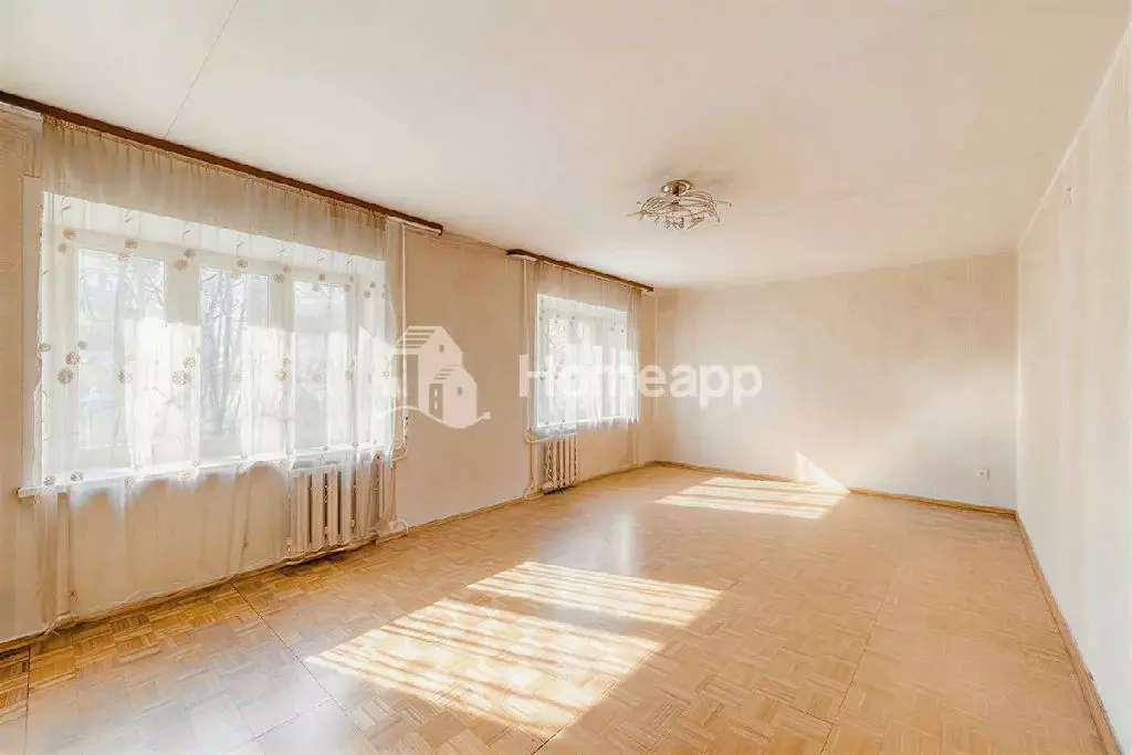 Продается 4-комнатная квартира - Фото 1