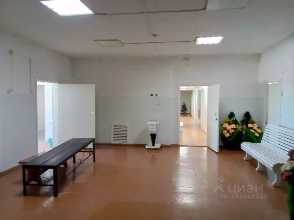 Помещение свободного назначения в Красноярский край, Бородино г. ... - Фото 2