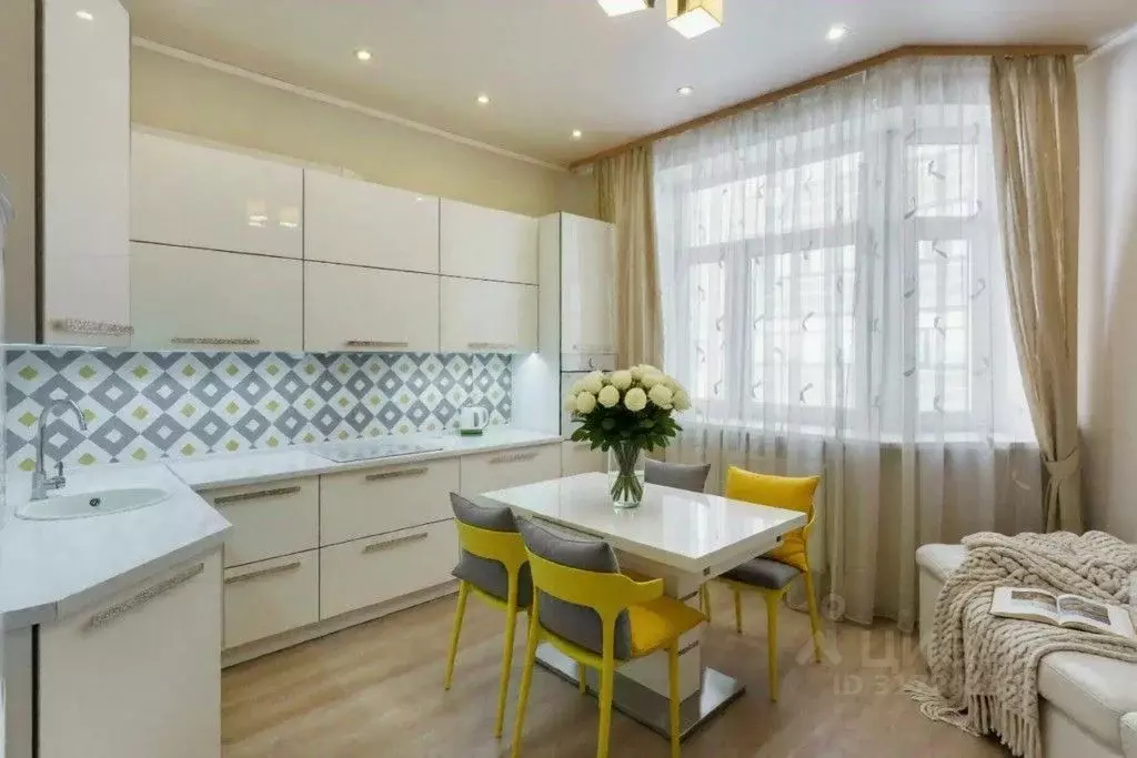 1-к кв. Тюменская область, Тюмень ул. Малыгина, 90 (50.0 м) - Фото 2