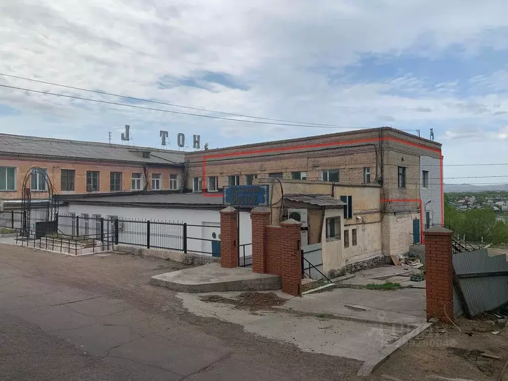 Помещение свободного назначения в Бурятия, Улан-Удэ ул. Борсоева, 105 ... - Фото 1