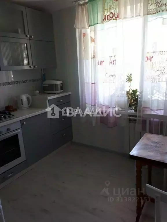 3-к кв. Белгородская область, Белгород Садовая ул., 118в (64.4 м) - Фото 2