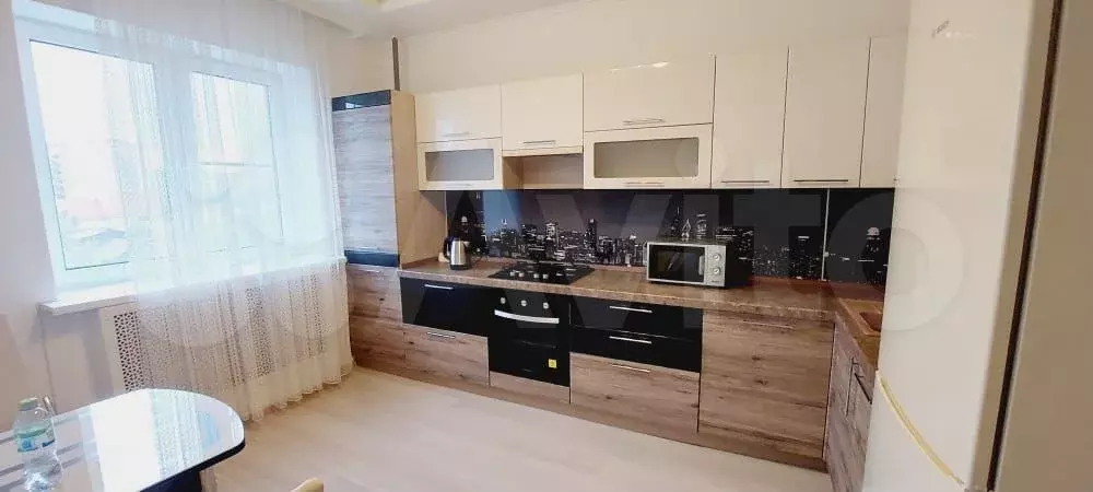 2-к. квартира, 62 м, 4/9 эт. - Фото 0