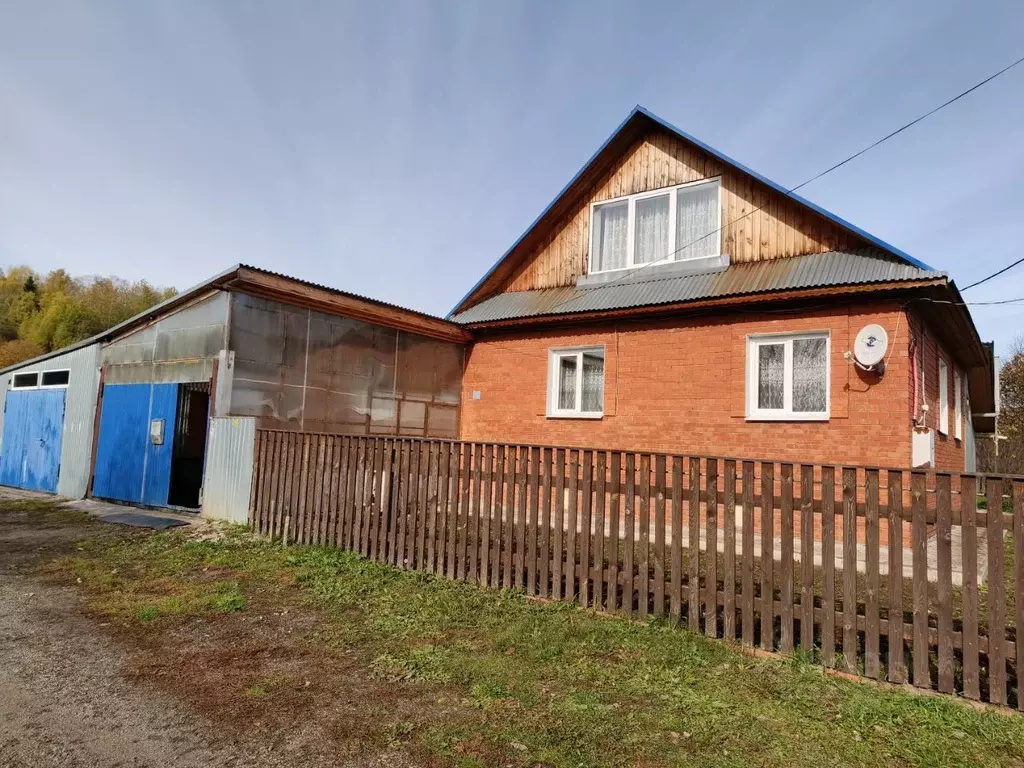 Дом в Пермский край, Осинский муниципальный округ, с. Крылово  (93 м) - Фото 1