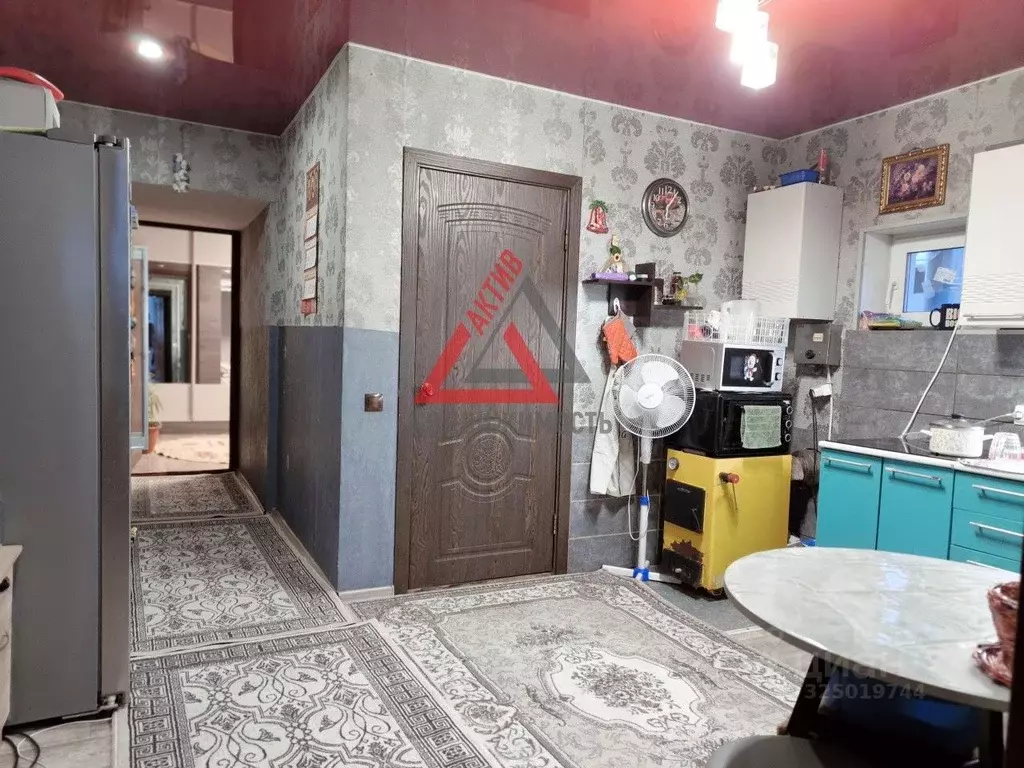 Дом в Свердловская область, Каменский муниципальный округ, с. Позариха ... - Фото 2