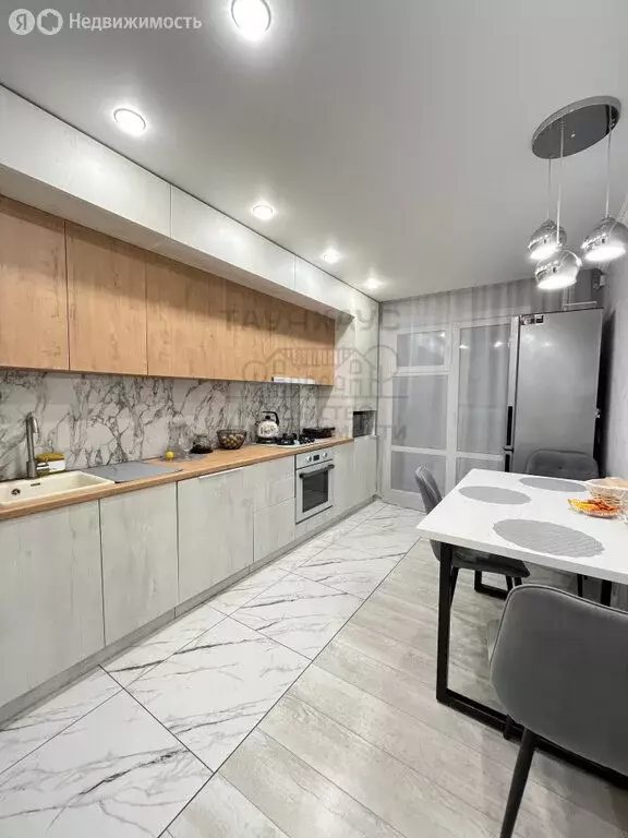 2-комнатная квартира: Нефтекамск, улица Энергетиков, 2В (57 м) - Фото 2