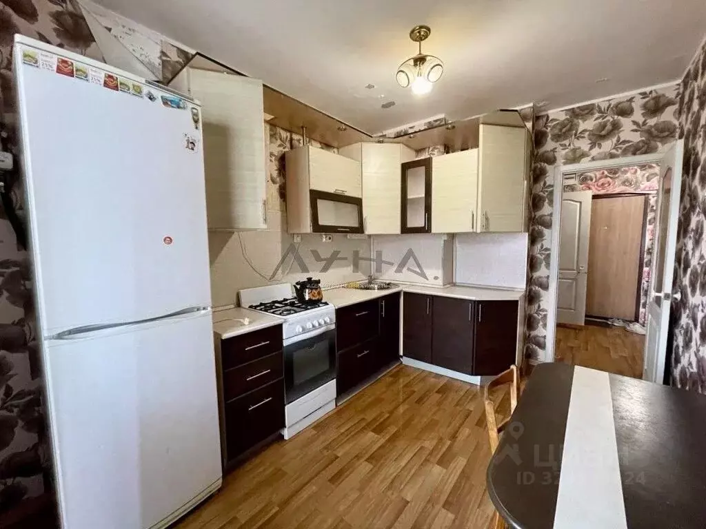 1-к кв. Татарстан, Набережные Челны ул. Имени Сергея Максютова, 7 ... - Фото 1