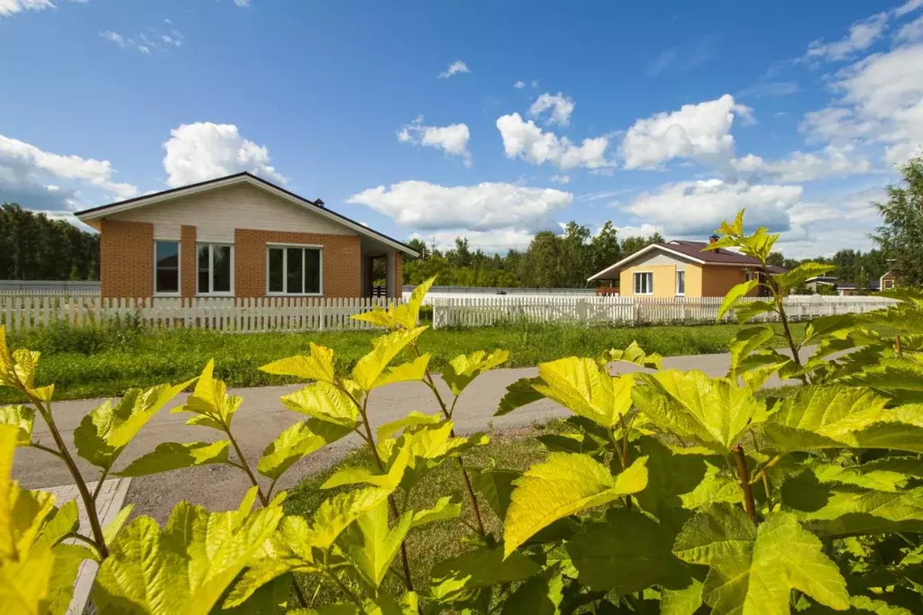 Участок в Омская область, Омский район муниципальный округ, с. ... - Фото 1