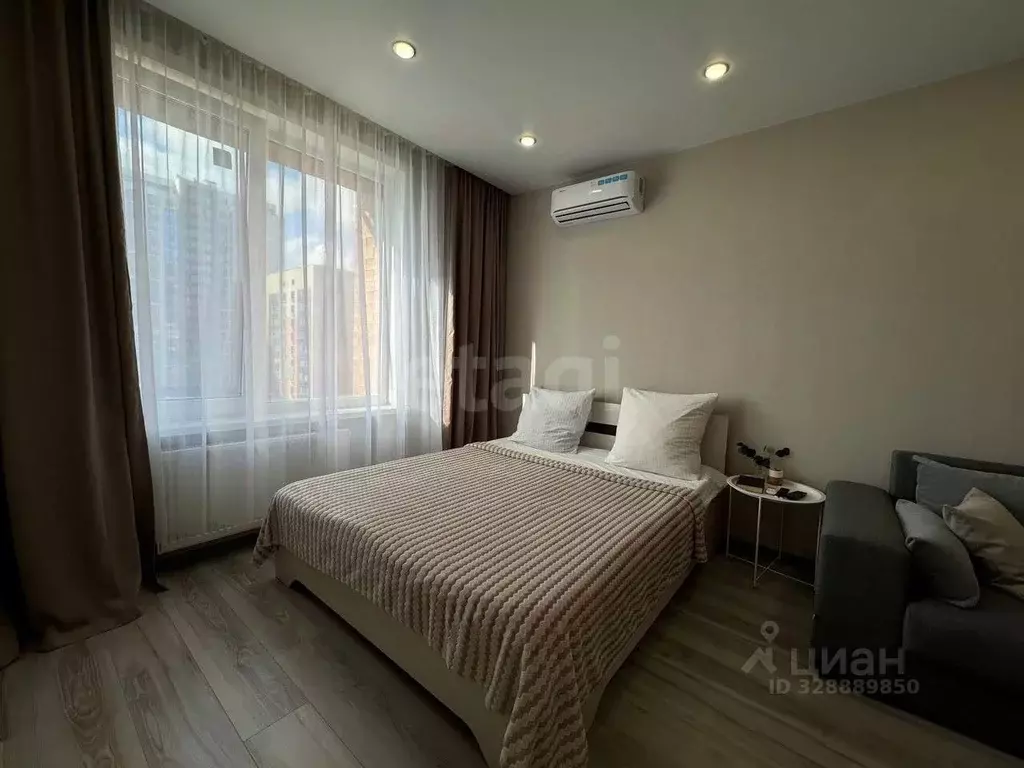 Студия Сахалинская область, Южно-Сахалинск ул. Алексея Максимовича ... - Фото 1